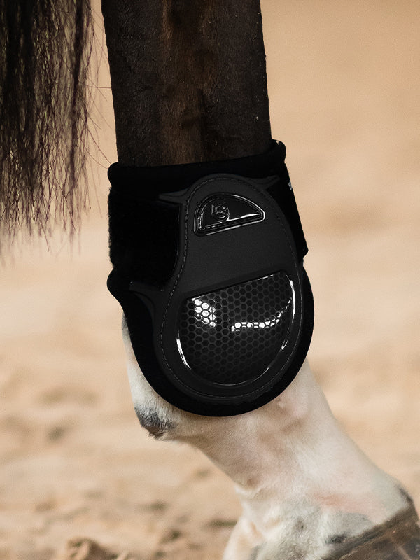 Black Anatomic Tendon kājsargi