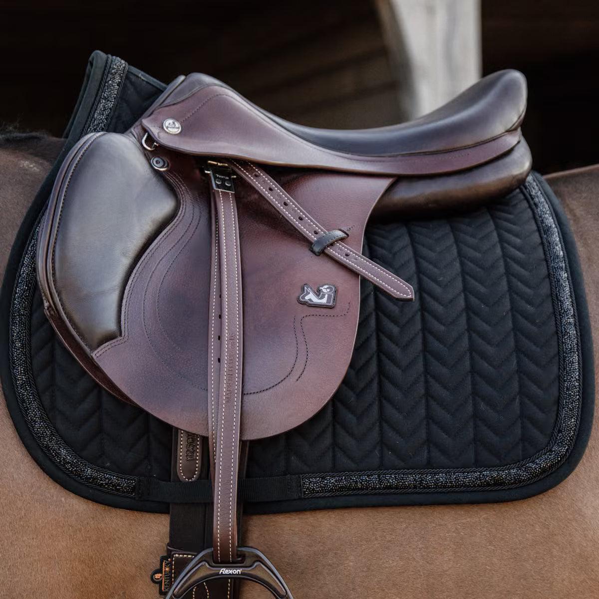Kentucky Saddle Pad Glitter Stone Jumping (Black)