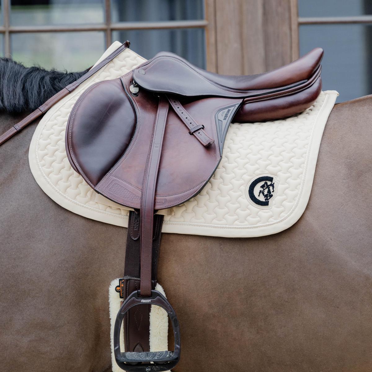 Kentucky Saddle Pad Plaited 3D Logo Jumping (Beige)