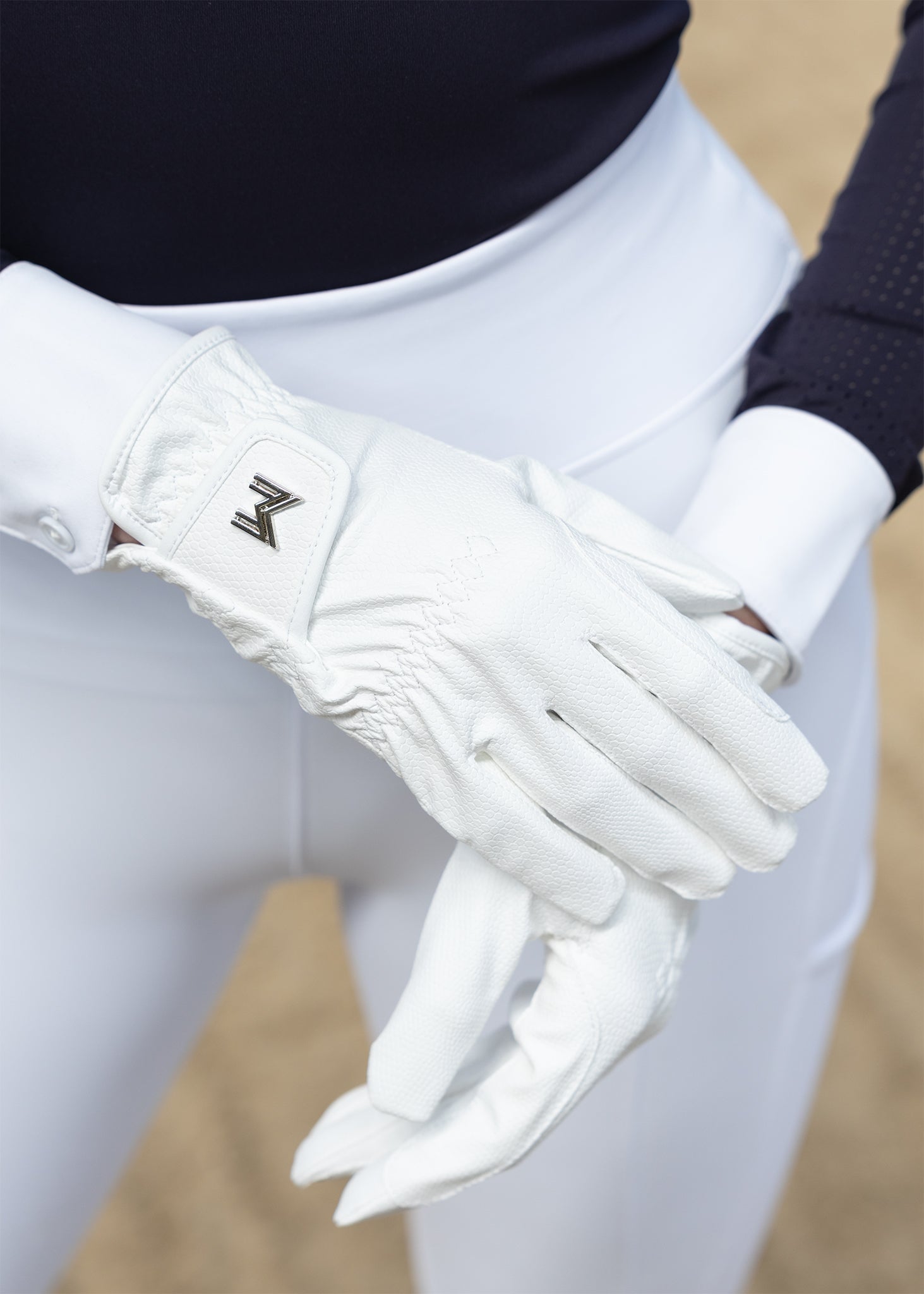 Maximilian Emblem Riding Gloves (White)