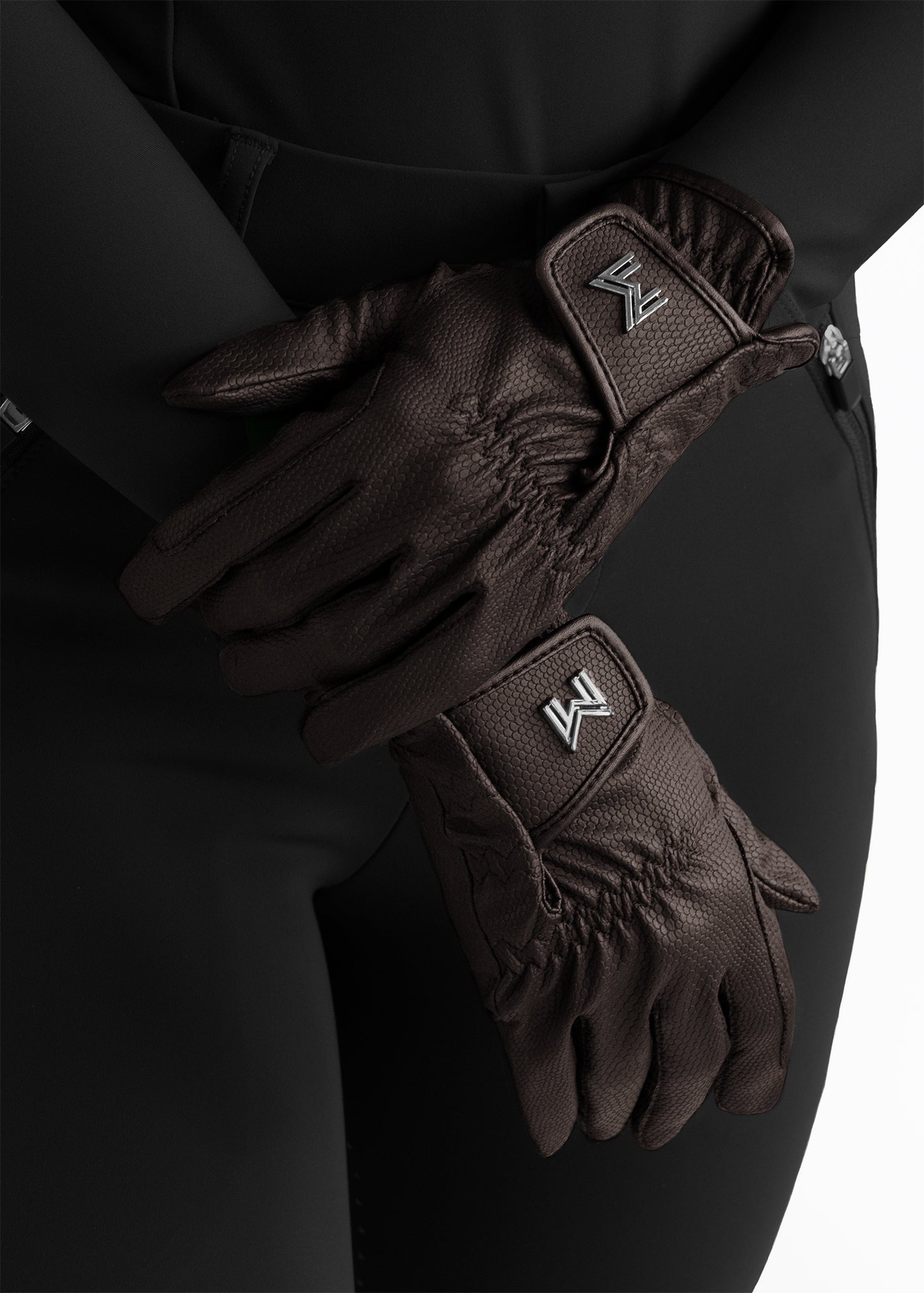 Maximilian Emblem Riding Gloves (Chocolate)