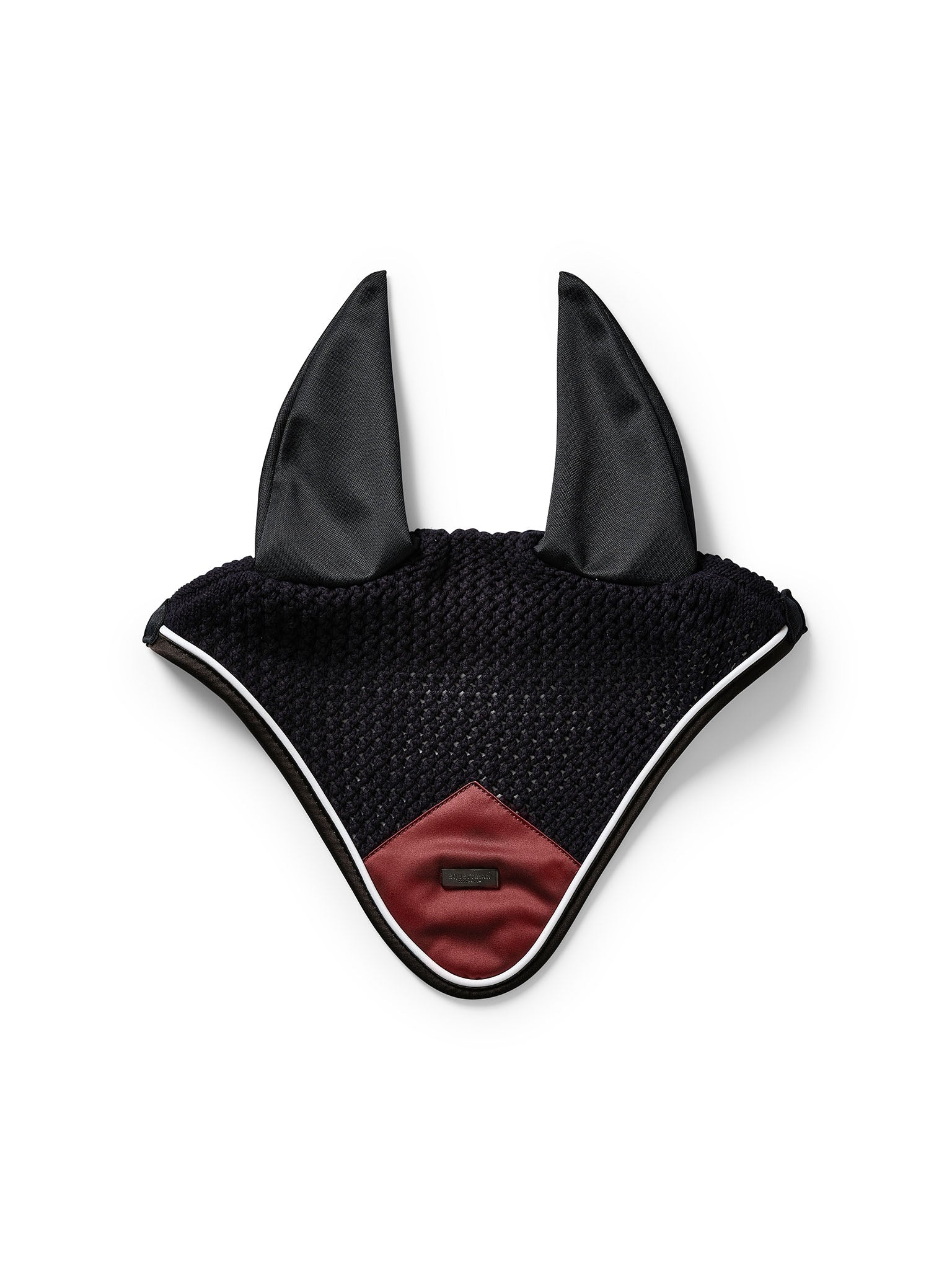 Equestrian Stockholm Luxe Modern Zirgausis